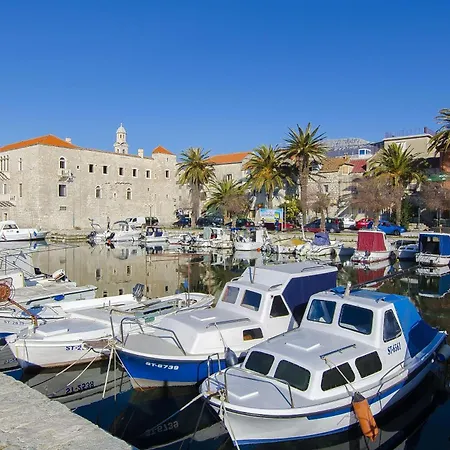 Castel L Apartman Kaštela