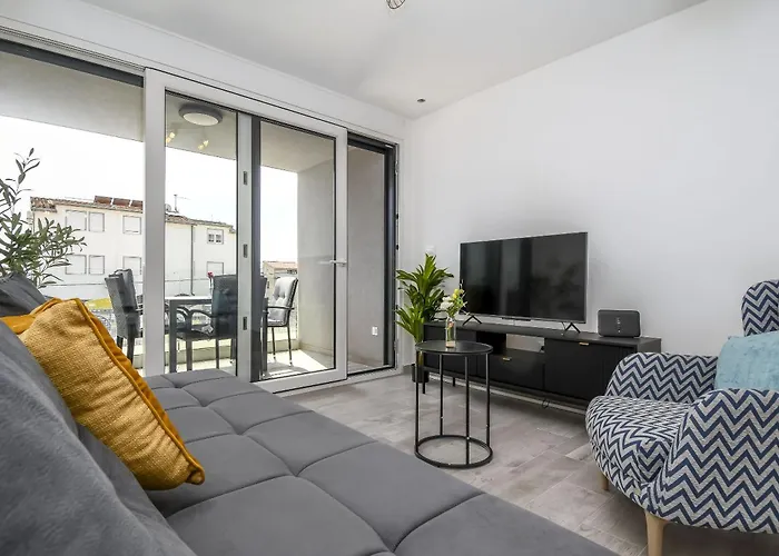 Castel L Apartment Kastela